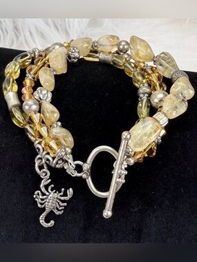 Vintage aged Silvertone  and Yellow Beaded Bracelet with Scorpion Charm